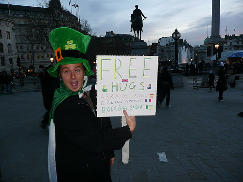 Free Hug For All ProBlogger Readers!