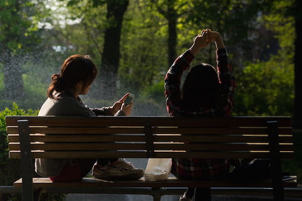 10 distractions that sabotage your blogging success and how you can overcome each one of them: