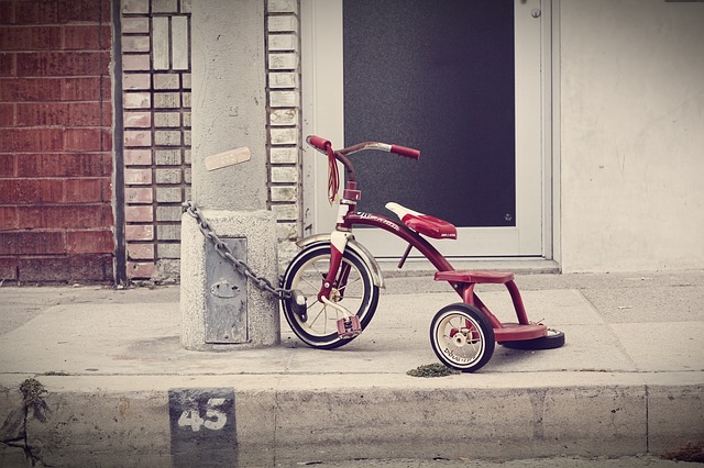 three-wheeler-336700_640 (1)