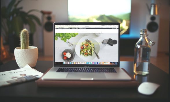 How to Get Traction with Your New Blog - you can't have a blog without readers! | ProBlogger.net
