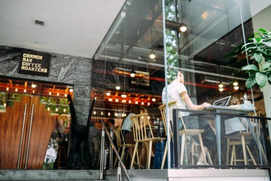How to Earn Extra Money Freelancing While Starting a Blog | ProBlogger