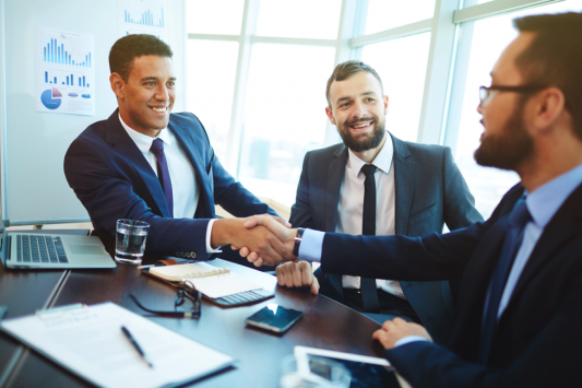7 Essential Negotiation Skills for Bloggers and Marketers