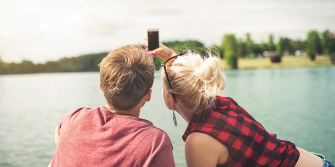 how to reach out to influencers in your niche